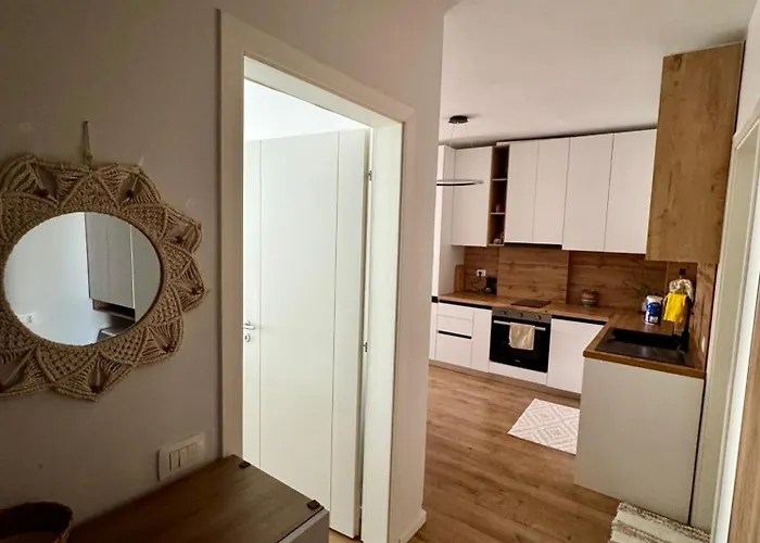 Erli's Appartamento Golem (Tirana)